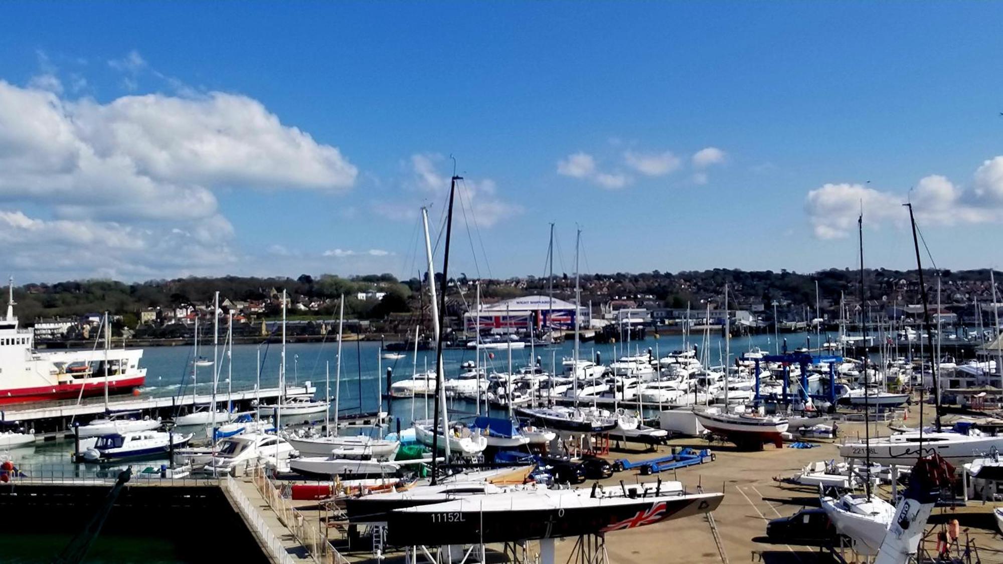 Pinnacle Suites Hotel Cowes  Eksteriør bilde