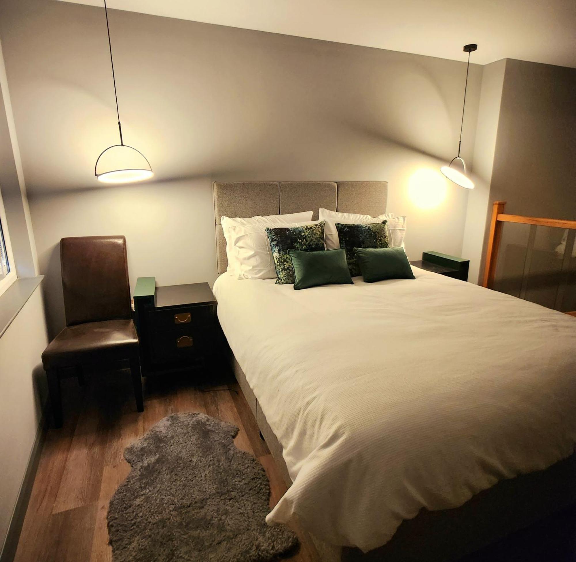Pinnacle Suites Hotel Cowes  Eksteriør bilde